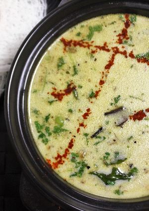 A picture of Kerala Style Vegetable Stew.