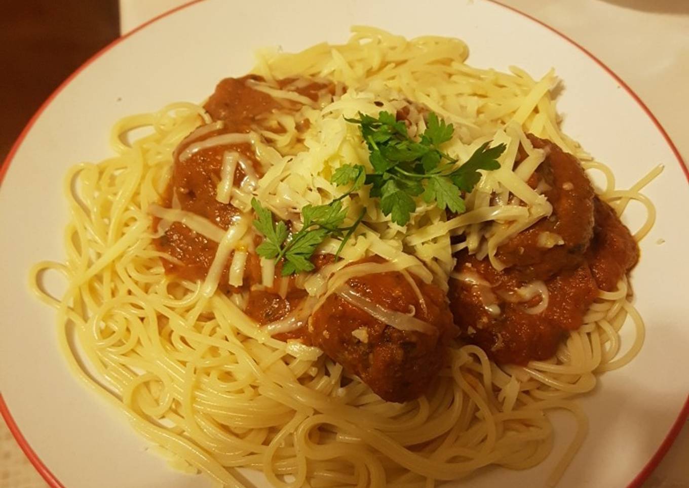 Spaghetti & Meatballs