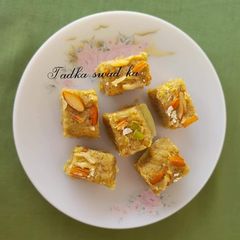 A picture of Lauki barfi.