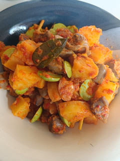 Foto resep Sambal goreng hati ampela kentang (part II)