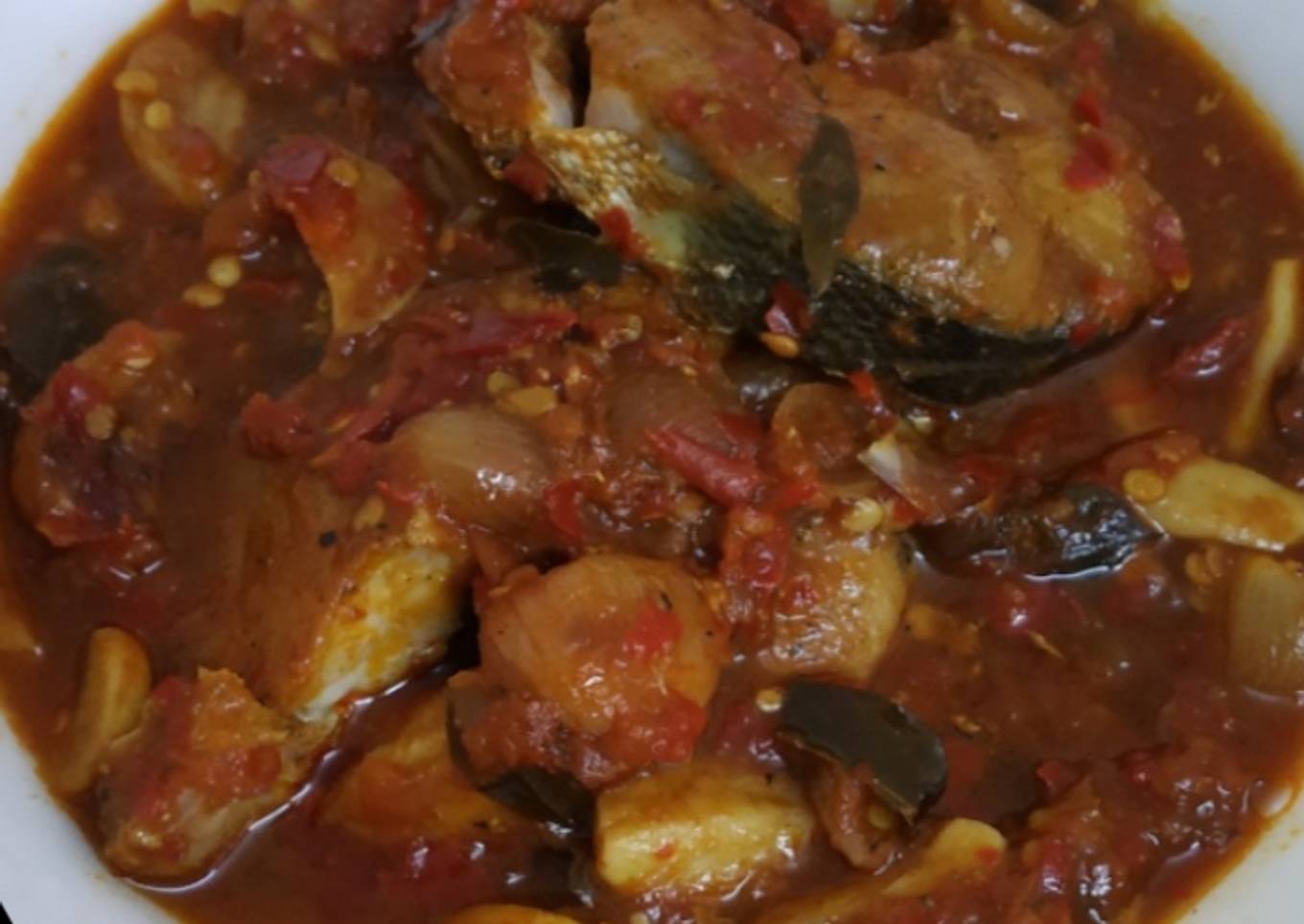 Fish kolambhu