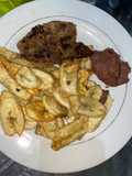 Carne Asada con tajadas