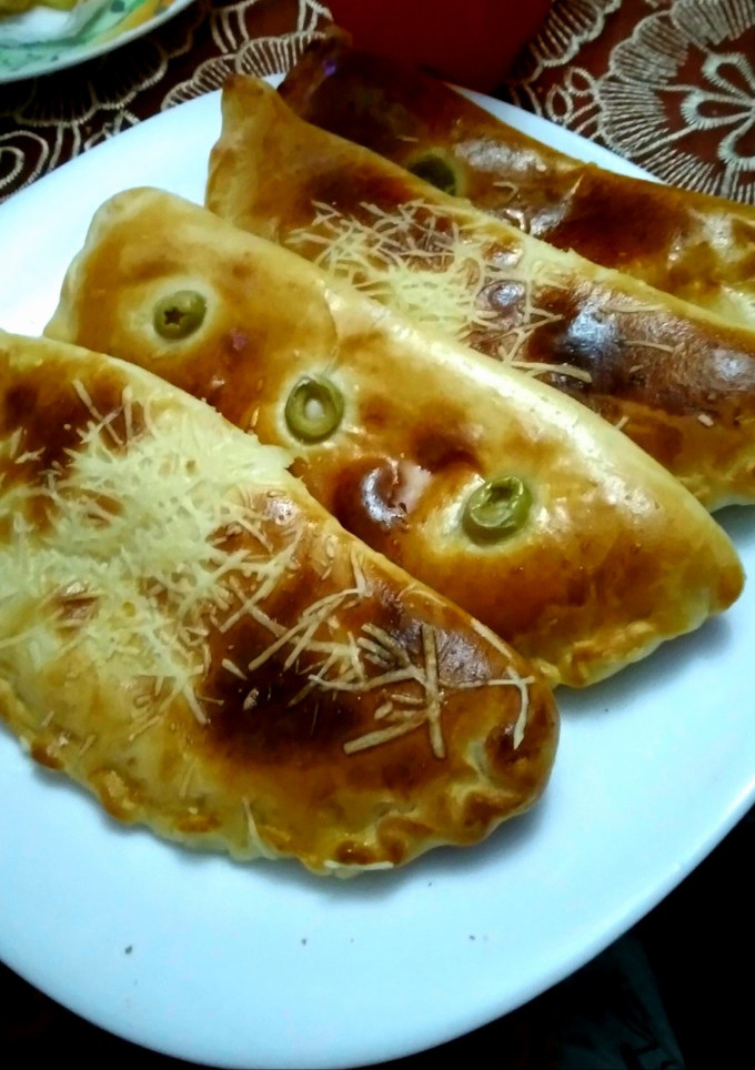 صورة لوصفة بيتزا كاليزوني