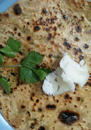 A picture of Stuffed Paratha.