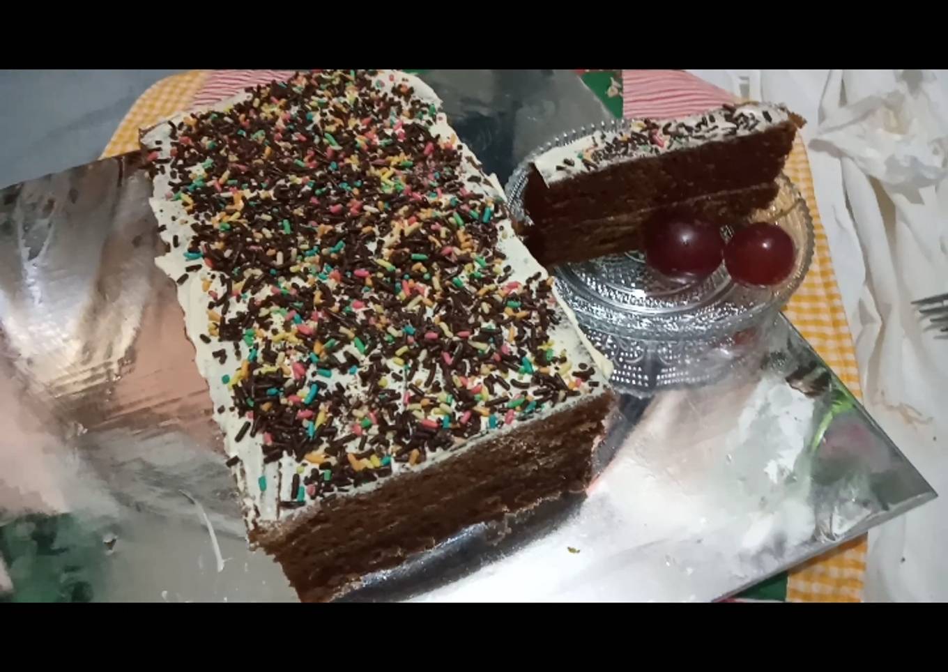 BOLU KUKUS COKLAT (KUE ULANG TAHUN SIMPLE)