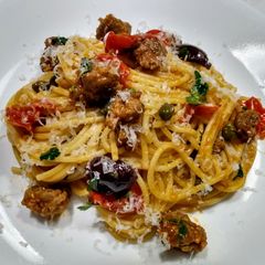 A picture of Italian sausage pasta.