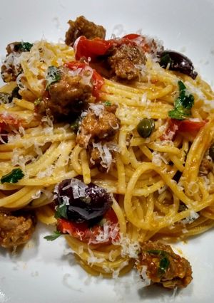 A picture of Italian sausage pasta.