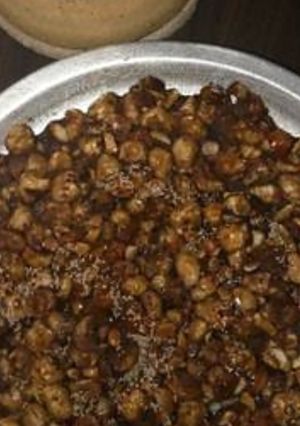 A picture of Jaggery Chikki.