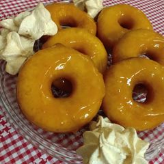 Mango glazed donuts 🍩 A picture of Mango glazed donuts 🍩.