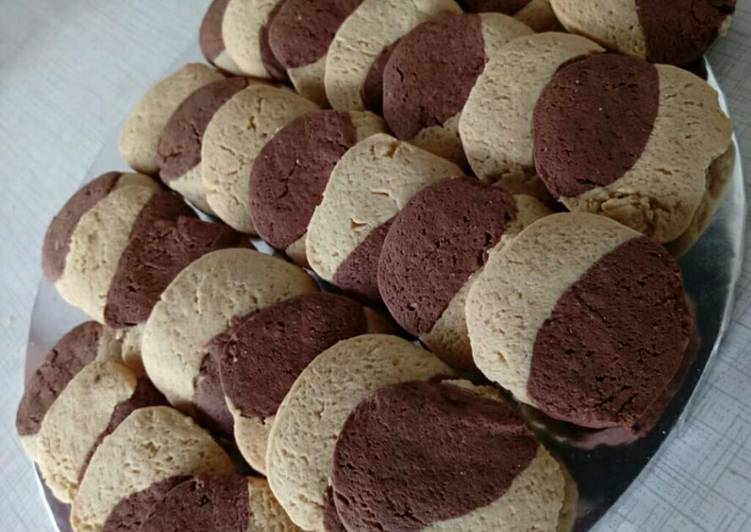 Simple Way to Make Homemade Marble chocolate cookies