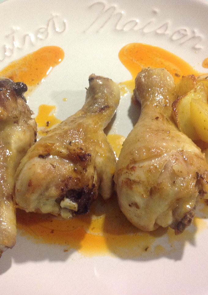 Una foto de Muslitos de pollo a las hierbas