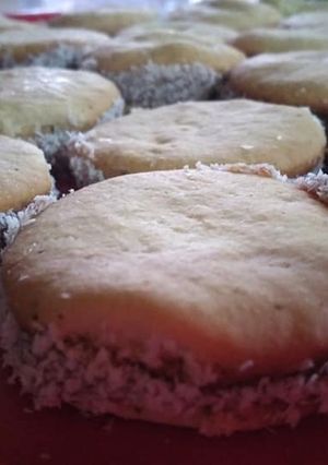 Una foto de Alfajor de maicena con manteca