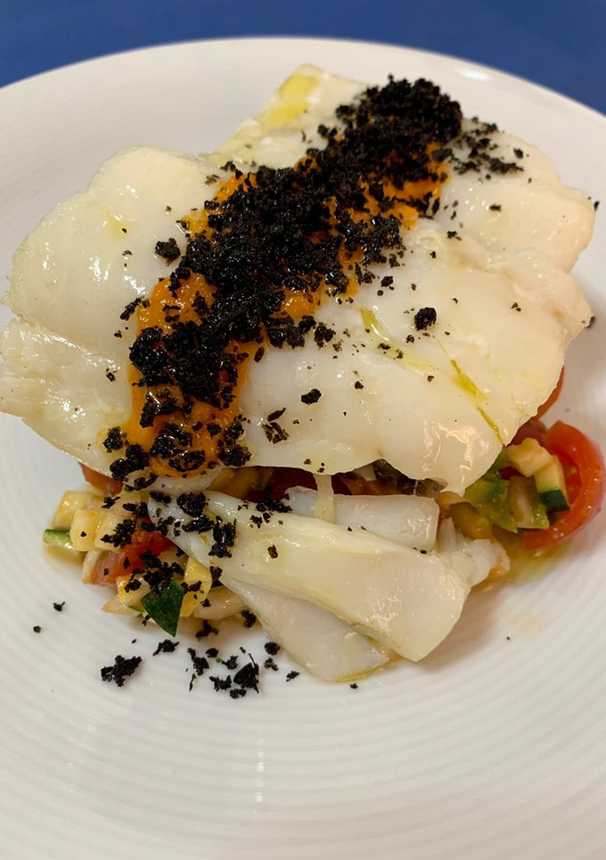 Una foto de Bacalao al vapor con aliño