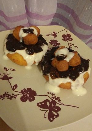 Une photo de Papanaş "beignets"