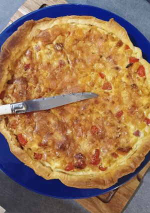 Une photo de Tarte aux poivrons et dès de poulet