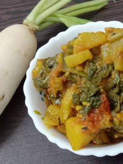 मूली पालक सब्जी (mooli palak sabzi recipe in Hindi) रेसिपी मुख्य फोटो