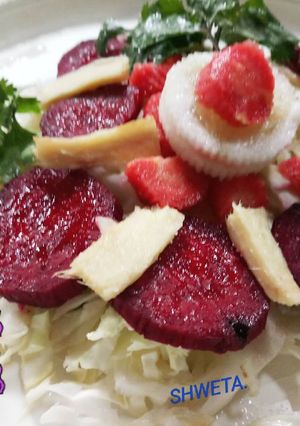 मिक्स वेज स्लाइस (Mix veg salads recipe in hindi) रेसिपी मुख्य फोटो
