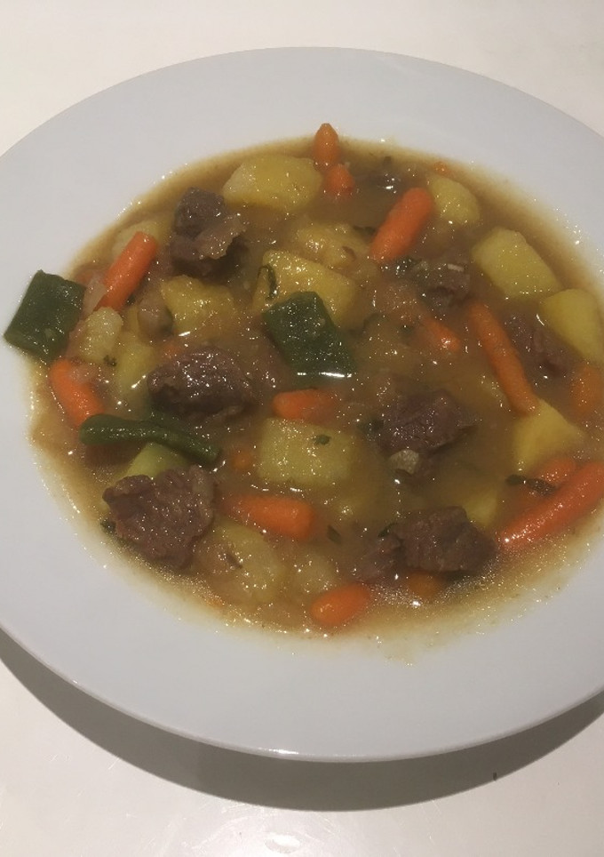 Una foto de Guiso de patatas con carrillada ibérica