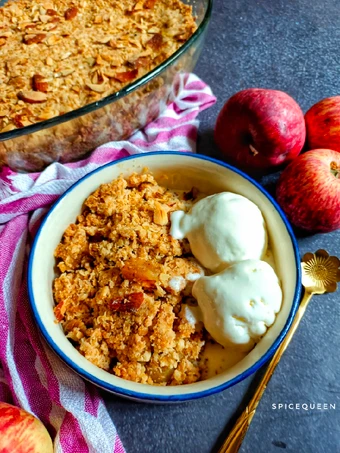 How To Prepare Apple Crumble which Delicious