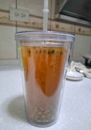 5分鐘完成夏日消暑聖品-百香蜂蜜綠茶 的食譜成品照片