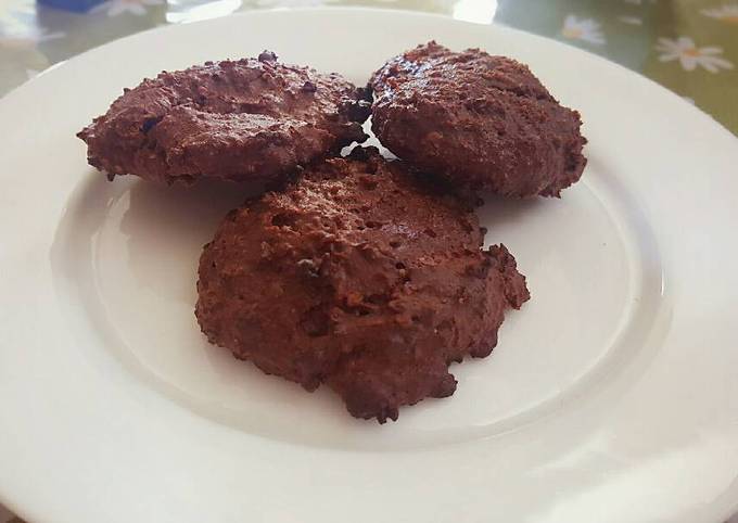 Chocolate protein cookie