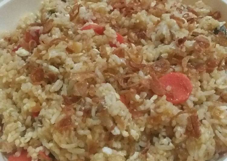 Resep Nasi Goreng Kari Nusantara yang Lezat Sekali