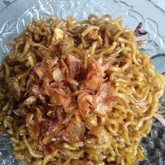 Mie goreng simple রেসিপির প্রধান ছবি