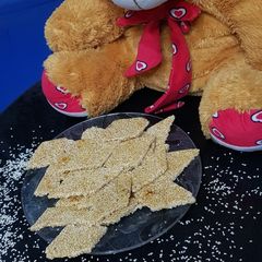 A picture of Til ki chikki.