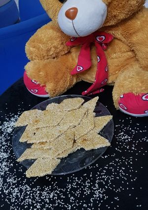 A picture of Til ki chikki.