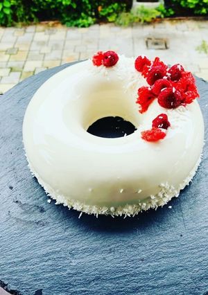 Kókusz mousse málnával recept fotója