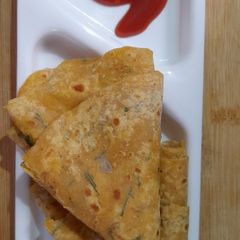 A picture of Mooli paratha.