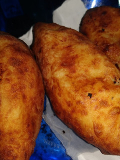 Una foto de Bomba de papa rellena de carne