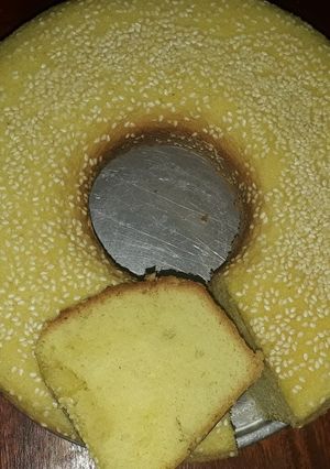Foto resep Bolu panggang 3 telur toping wijen