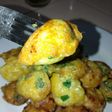 BALORENG (bakso telur goreng)