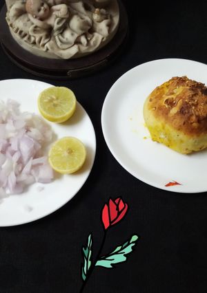 A picture of Bun pav bhaji.