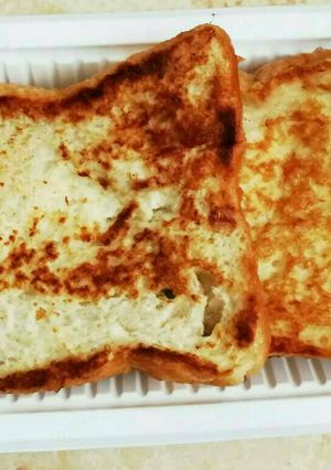 A picture of French toast.