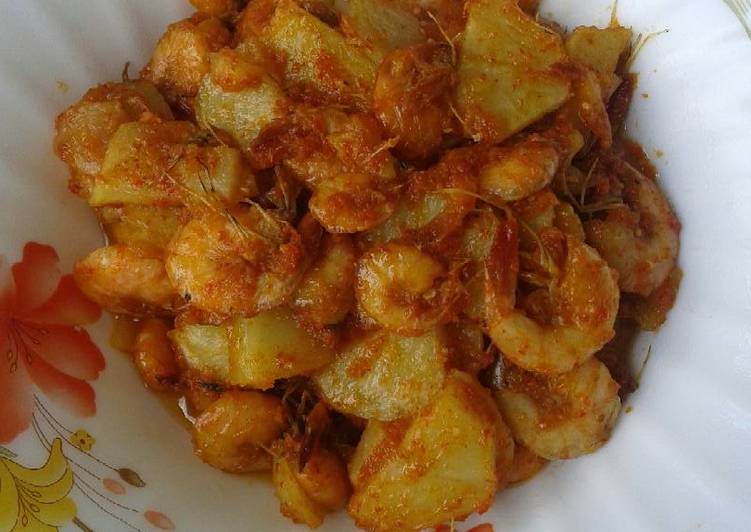 Langkah Mudah untuk Membuat Udang kentang balado Anti Gagal