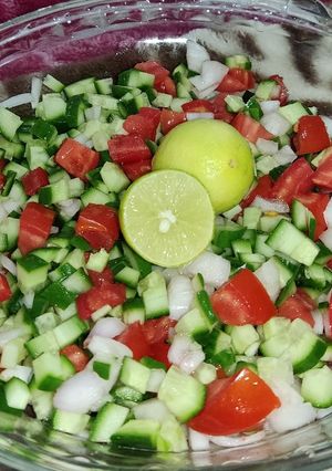 عکسی از دستور سالاد شیرازی😋