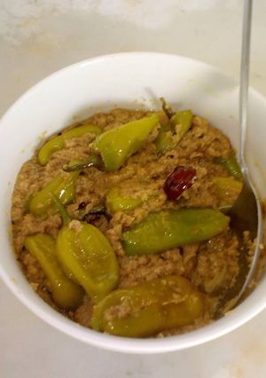 A picture of Hadrabadi Mirch ka salan.