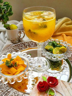 A picture of Mango mojito.