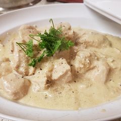 A picture of My Lemon, peppered, Buttered Chicken. 💜😀.