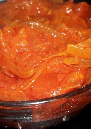A picture of Instant Tamatar pyaz ki sabzi.