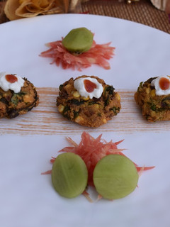 A picture of Keerai Vadai.