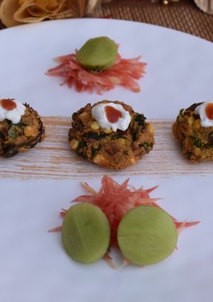 A picture of Keerai Vadai.
