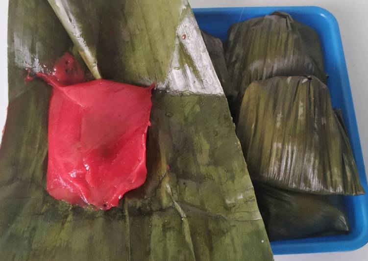 Mendut/Lemet Isi Kelapa