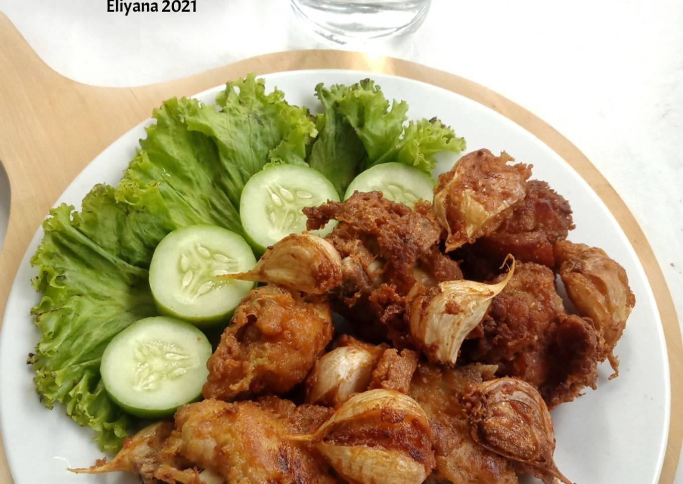 Ayam goreng bawang putih