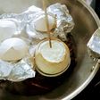 Pudding kelapa muda dalam tempurung | #caramemotongkelapamuda