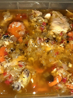 Una foto de Pollo al escabeche