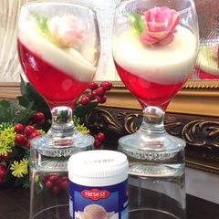 A picture of Vanilla Panna Cotta.