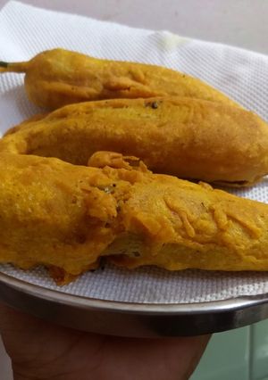 A picture of Cheese chilli bajji.